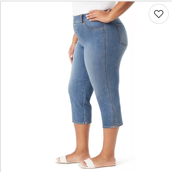 Plus Size Gloria Vanderbilt Shape Effect Capri Pants - Picture 3 of 8